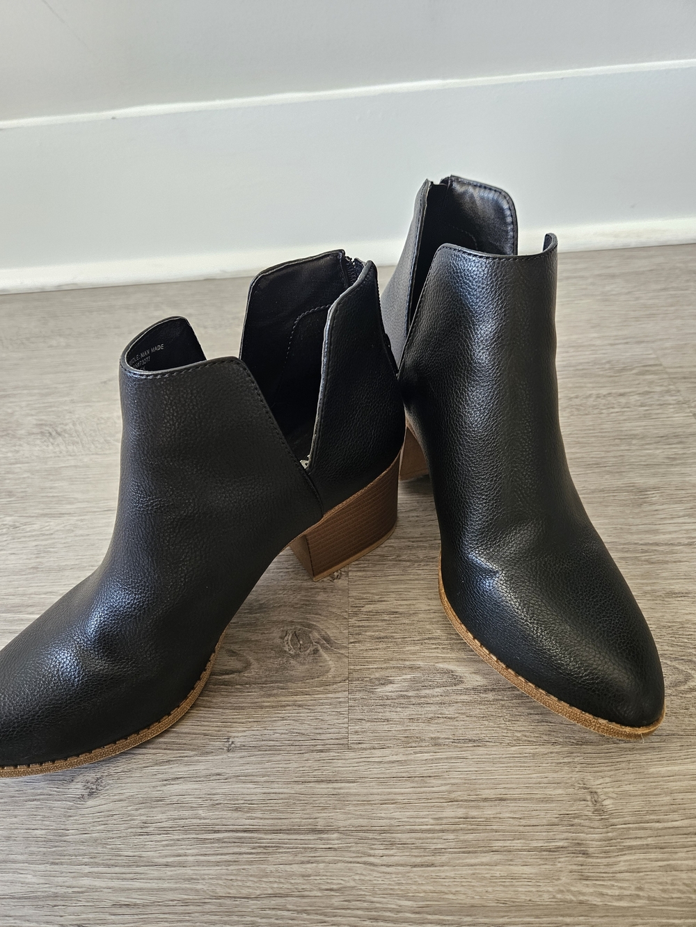 Black Women's Sonoma Cutout Ankle Boots - Classic Leather Look